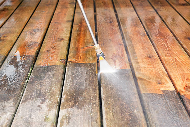 Why Choose Our Certified Pressure Washing Experts for Your Project Needs in Treasure Island, FL?